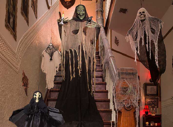 Scary Halloween Haunted House Ideas