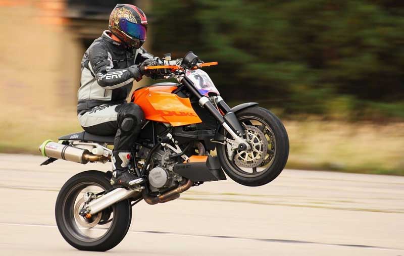 Tips on How to Buy a Motorcycle Jacket for Men?
